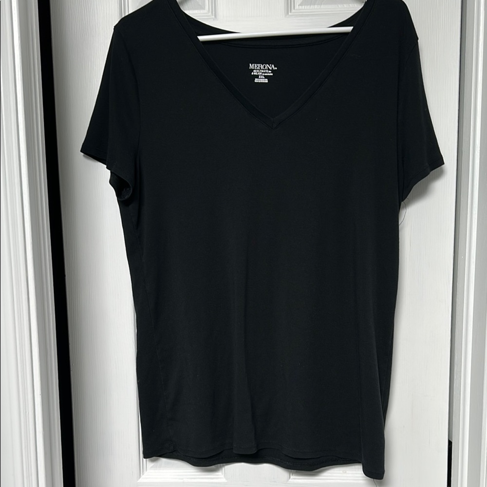 Merona Women's Black V-Neck Top
